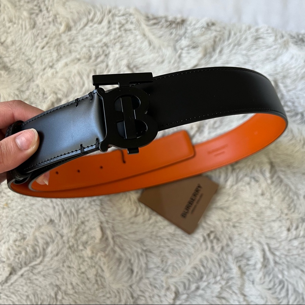 New Burberry Reversible Belt